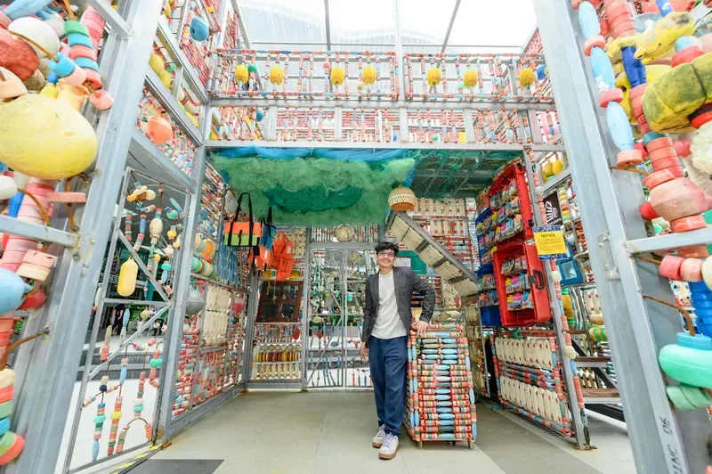 Highlights of the collaboration Artist Kitipong Ngowsiri (Pui)