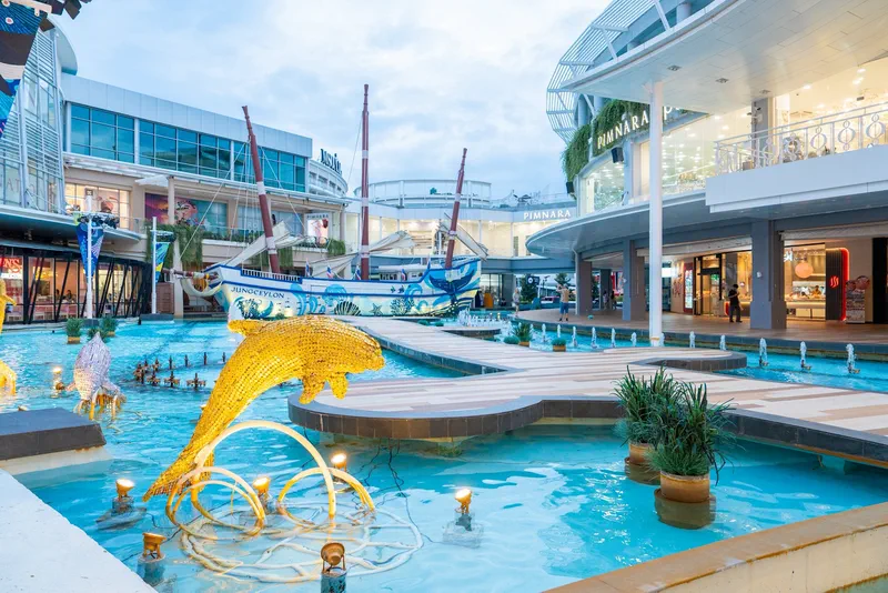 Live performances and main events at The Bay Jungceylon Phuket Shopping